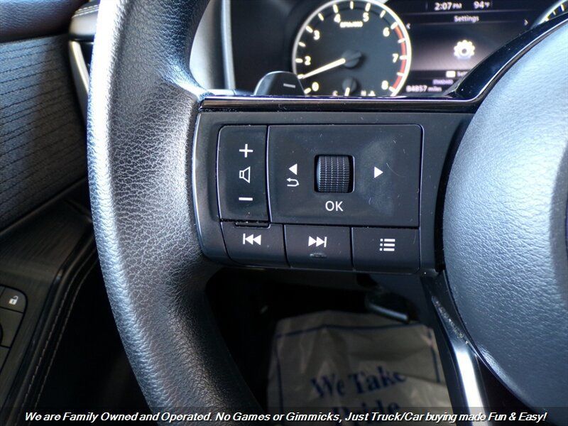 Used 2021 Nissan Rogue SV FWD image 34