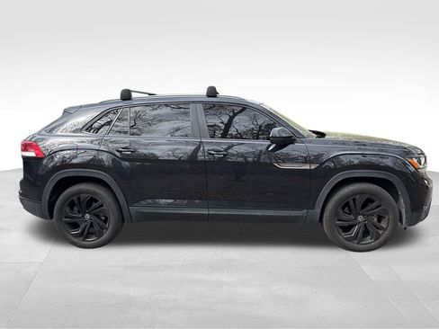 Used 2022 Volkswagen Atlas Cross Sport SEL image 6