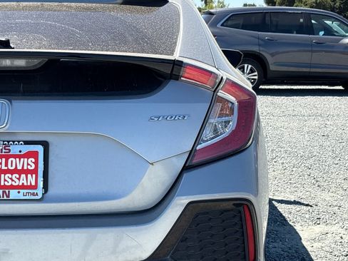 Used 2017 Honda Civic Sport image 13