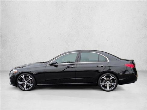 Used 2025 Mercedes-Benz C 300 Sedan image 9