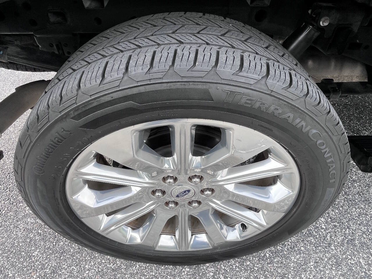 Used 2021 Ford F150 Platinum w/ Equipment Group 701A High AWD/4WD image 21