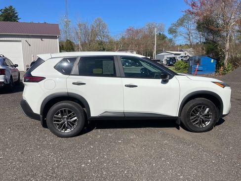 Used 2023 Nissan Rogue S AWD/4WD image 4