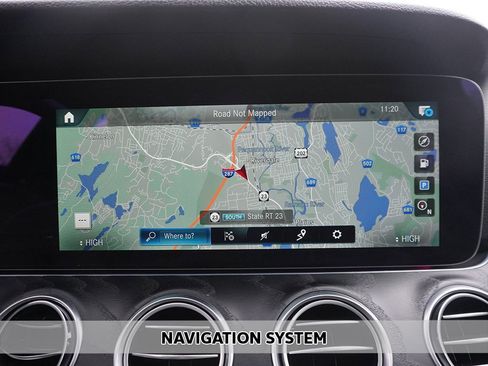 Used 2022 Mercedes-Benz E 450 4MATIC Sedan image 3