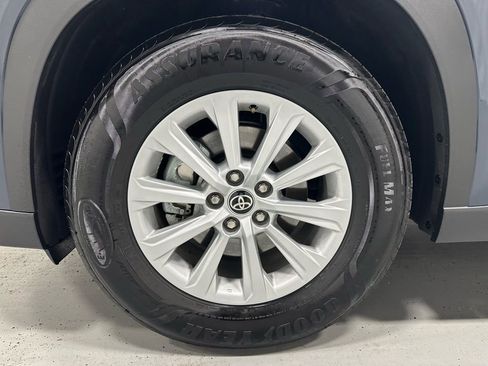 Used 2025 Toyota Grand Highlander AWD image 63