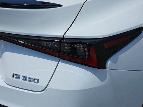 Used 2025 Lexus IS 350 F Sport RWD image 33