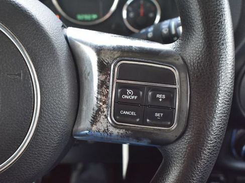 Used 2016 Jeep Wrangler Sport AWD/4WD image 18