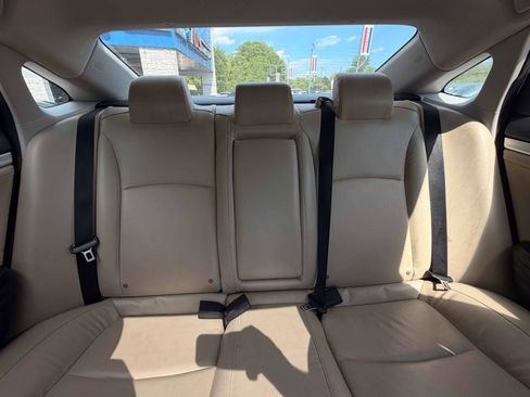 Used 2018 Honda Civic EX-L image 22