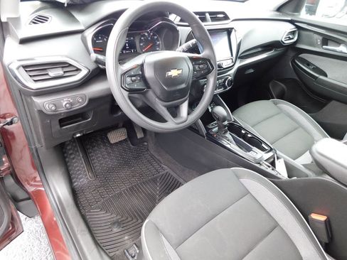 Used 2022 Chevrolet TrailBlazer LT w/ Convenience Package image 14