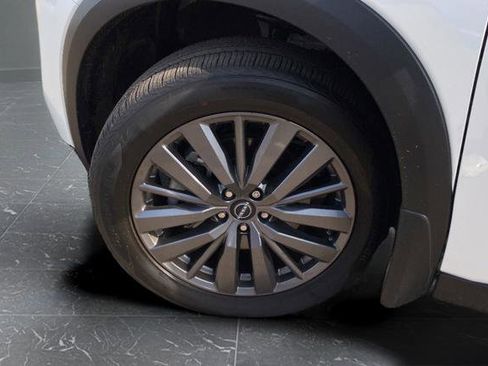 Used 2025 Nissan Pathfinder SL w/ SL Premium Package image 36