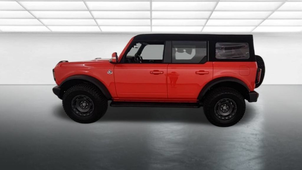 New 2024 Ford Bronco Outer Banks AWD/4WD image 4