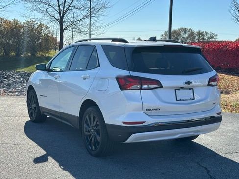 Used 2022 Chevrolet Equinox RS w/ RS Leather Package image 5