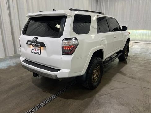 Certified 2023 Toyota 4Runner TRD Off-Road Premium w/ Moonroof Package AWD/4WD image 4