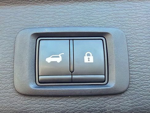 Used 2023 Mitsubishi Outlander SEL FWD image 13