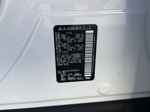 Certified 2024 INFINITI QX80 Premium Select image 31