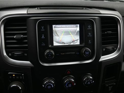 Used 2022 RAM 1500 Classic SLT AWD/4WD image 14