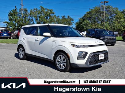 Used 2022 Kia Soul LX