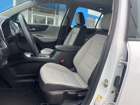 Used 2018 Chevrolet Equinox LS image 10