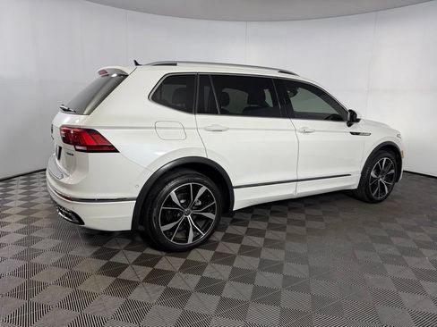 Used 2023 Volkswagen Tiguan SEL R-Line AWD/4WD image 8