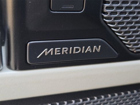 Used 2022 Land Rover Defender 110 S image 35