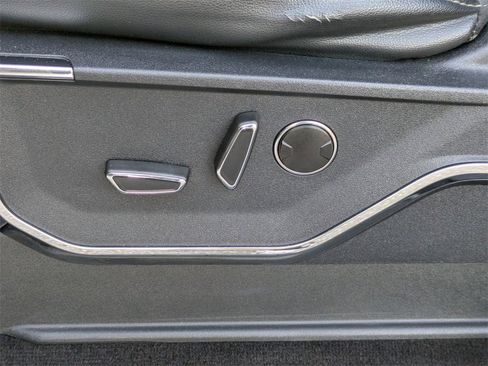 Used 2021 Ford F150 Lariat w/ Equipment Group 502A High image 21