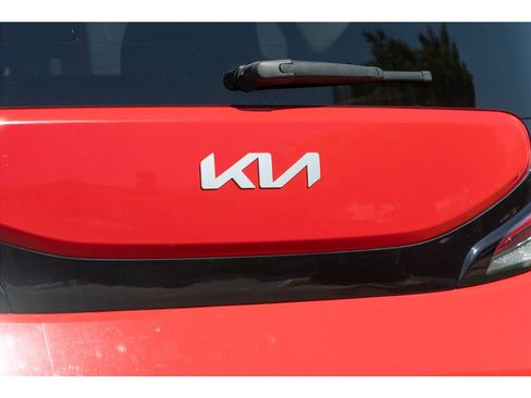 Used 2023 Kia Soul LX FWD image 23