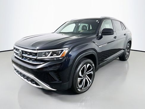 Used 2022 Volkswagen Atlas Cross Sport SEL AWD/4WD image 3