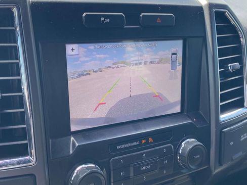 Used 2017 Ford F150 XLT w/ Equipment Group 302A Luxury image 22