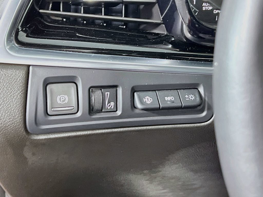 Used 2024 Cadillac XT6 Sport w/ LPO, Onyx Lite Package AWD/4WD image 10