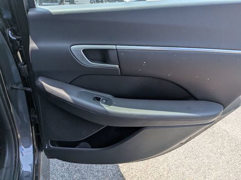 Used 2022 Hyundai Sonata SEL w/ Preferred Accessory Package FWD image 31