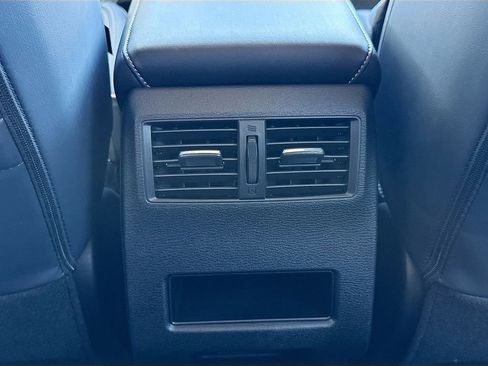 New 2026 Mitsubishi Outlander SE image 28