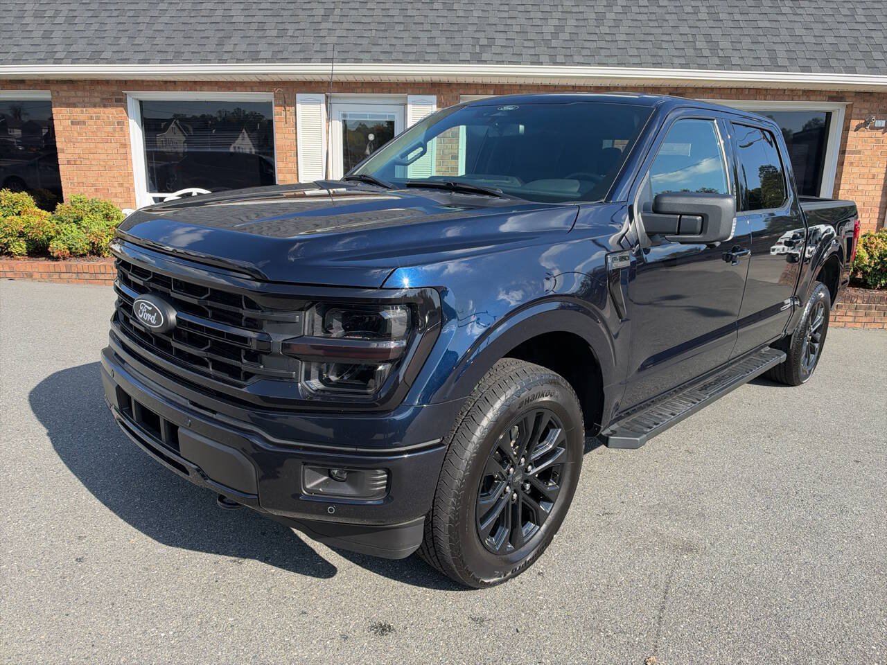 Used 2024 Ford F150 XLT w/ Equipment Group 302A MID AWD/4WD image 4