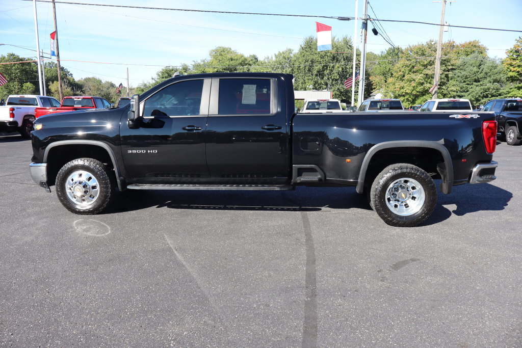 Used 2026 Chevrolet Silverado 3500 LT AWD/4WD image 24