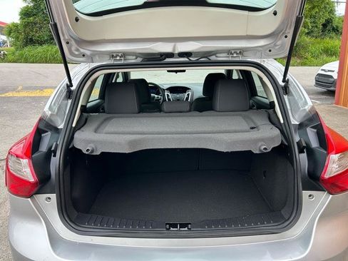 Used 2013 Ford Focus SE FWD image 11