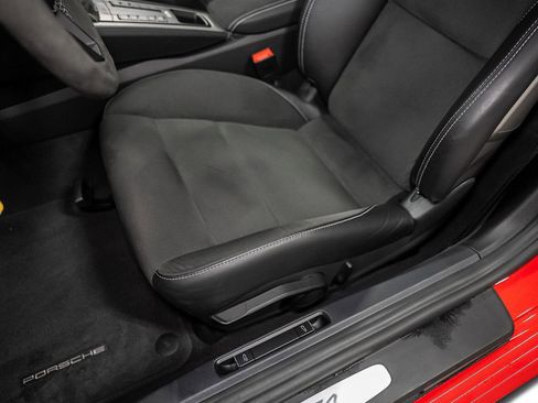 Used 2023 Porsche 718 Cayman GT4 image 33