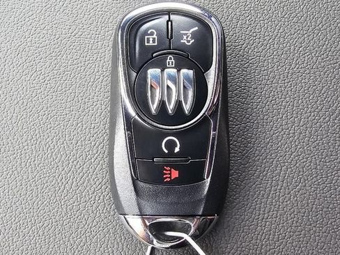 Used 2024 Buick Envista Sport Touring w/ Convenience I Package FWD image 36