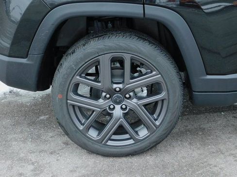 New 2026 Jeep Compass Limited image 11