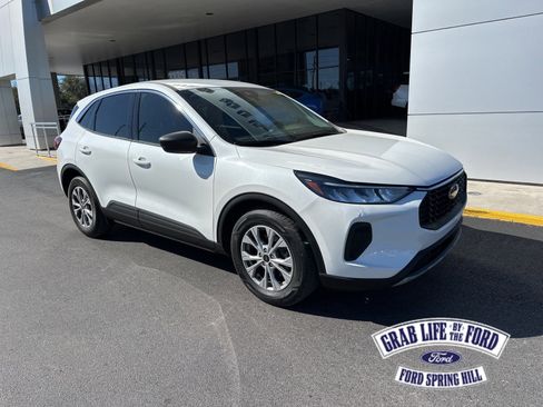 Certified 2023 Ford Escape Active image 1