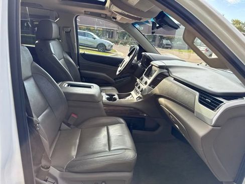 Used 2015 GMC Yukon XL SLT w/ Open Road Package AWD/4WD image 10