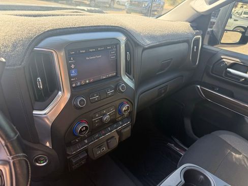 Used 2022 Chevrolet Silverado 2500 LT w/ Convenience Package AWD/4WD image 13