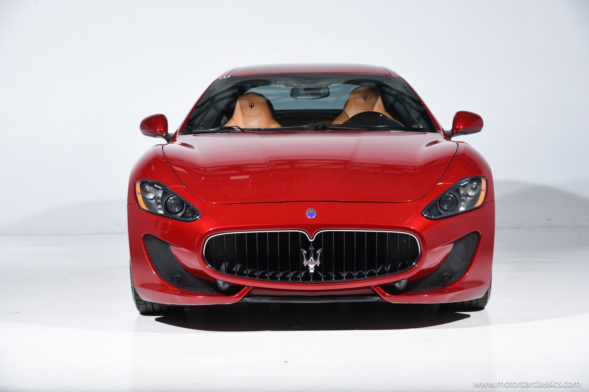 Used 2014 Maserati GranTurismo MC RWD image 2