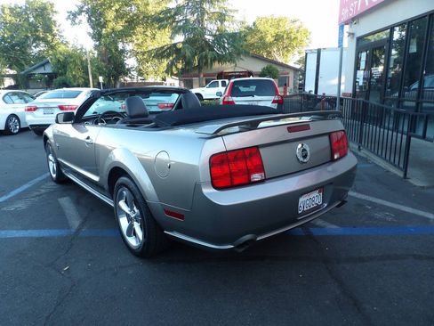 Used 2008 Ford Mustang GT Premium RWD image 4