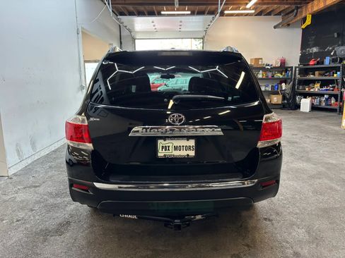 Used 2012 Toyota Highlander SE w/ Tow Pkg AWD/4WD image 6