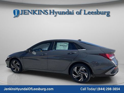 New 2026 Hyundai Elantra Limited image 8