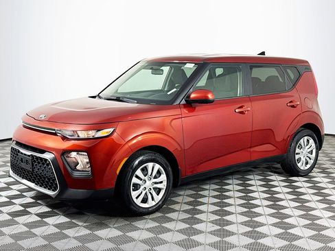 Used 2020 Kia Soul LX image 4