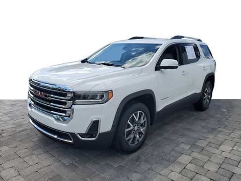 Used 2023 GMC Acadia SLT FWD image 3
