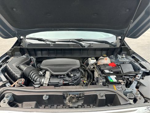 Used 2019 GMC Acadia SLT AWD/4WD image 11