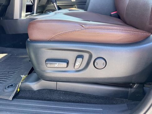 Used 2023 Toyota 4Runner Limited RWD image 16