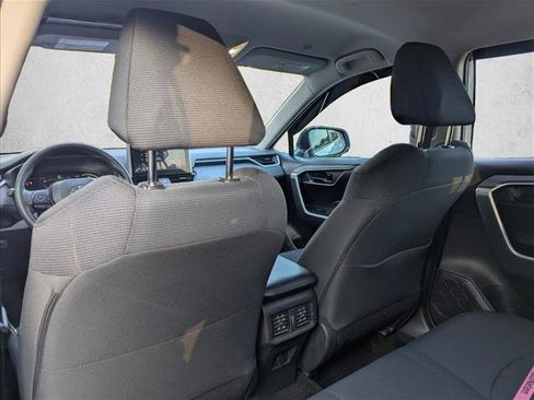 Used 2024 Toyota RAV4 LE image 19