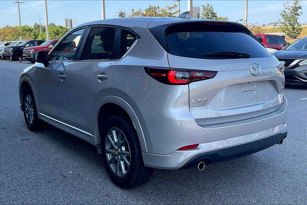 Used 2025 MAZDA CX-5 AWD 2.5 S w/ Select Package image 4
