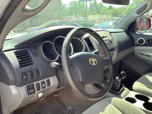 Used 2006 Toyota Tacoma 4x4 Access Cab V6 image 11